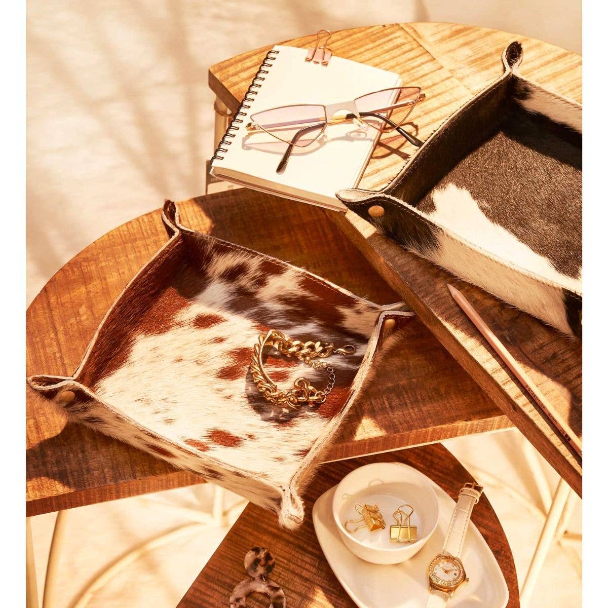 Myra Hide n Seek Tray