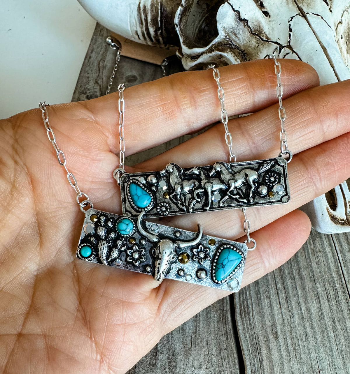 Western Stone Bar Necklace - Steer | Horses