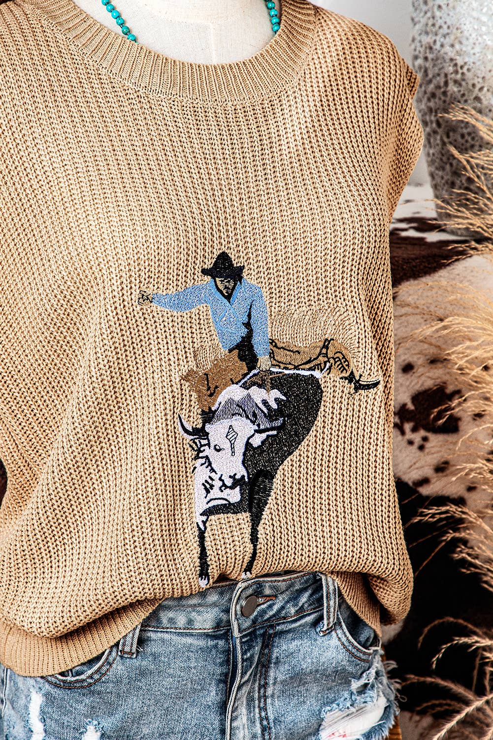 Fashion Western Cowboy Embroidery Sleeveless Sweater