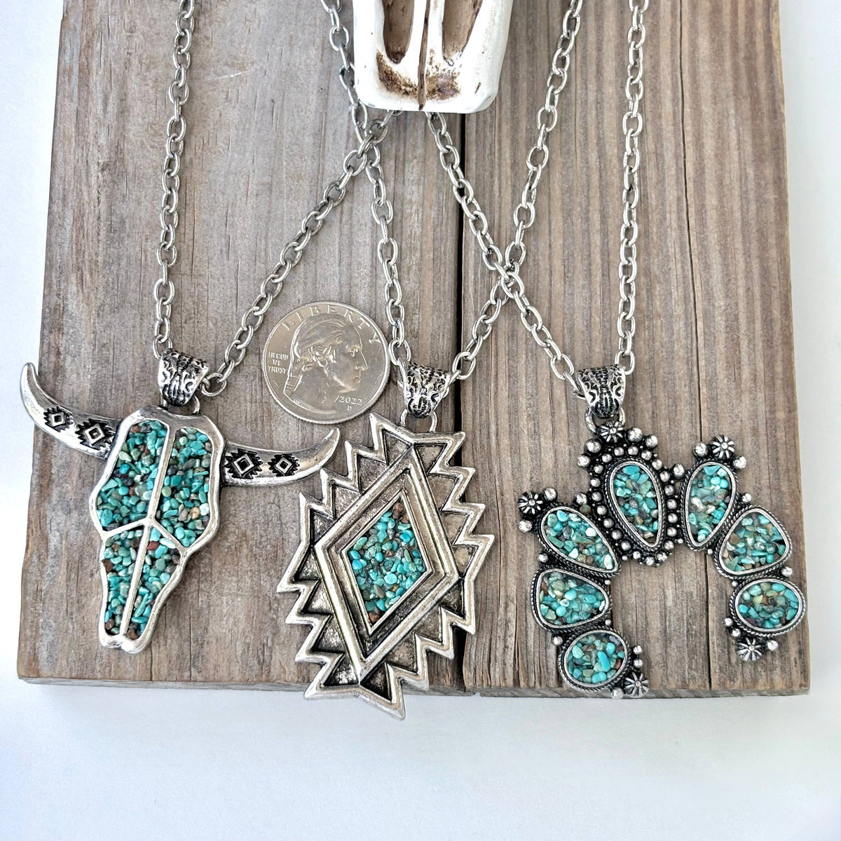 Western Style Druzy Turquoise Stone Pendant Necklace