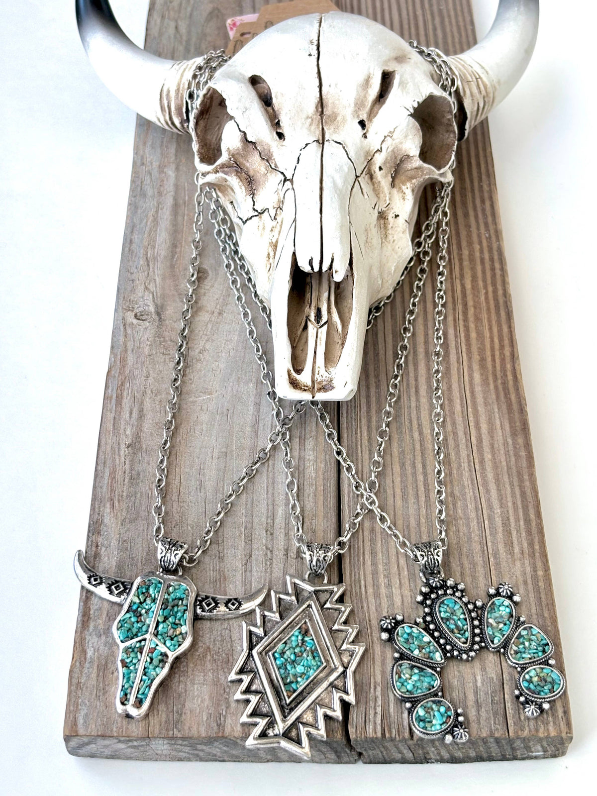 Western Style Druzy Turquoise Stone Pendant Necklace