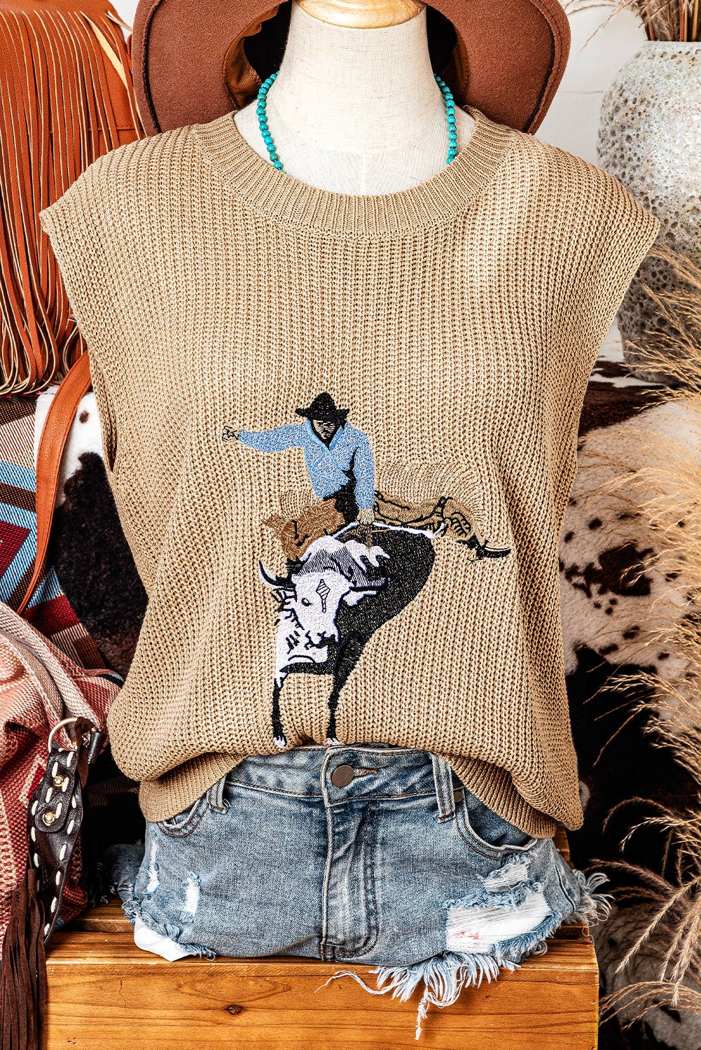 Fashion Western Cowboy Embroidery Sleeveless Sweater